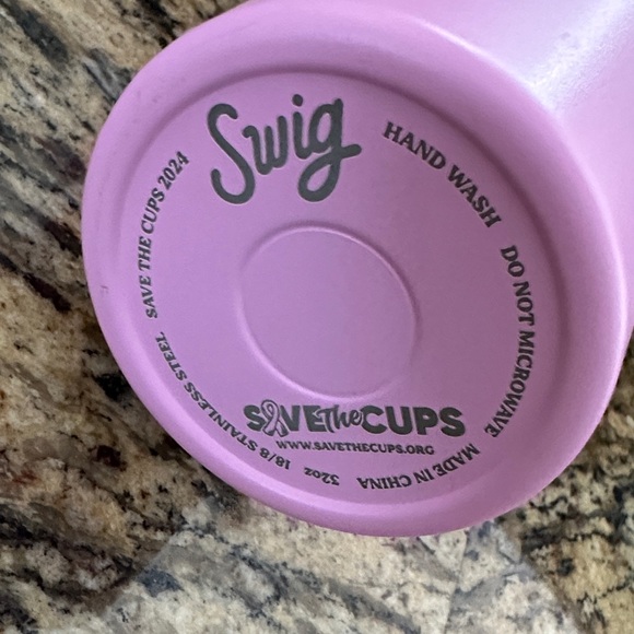 Swig Pink Travel Mug with Handle and straw 32oz - Picture 4 of 4